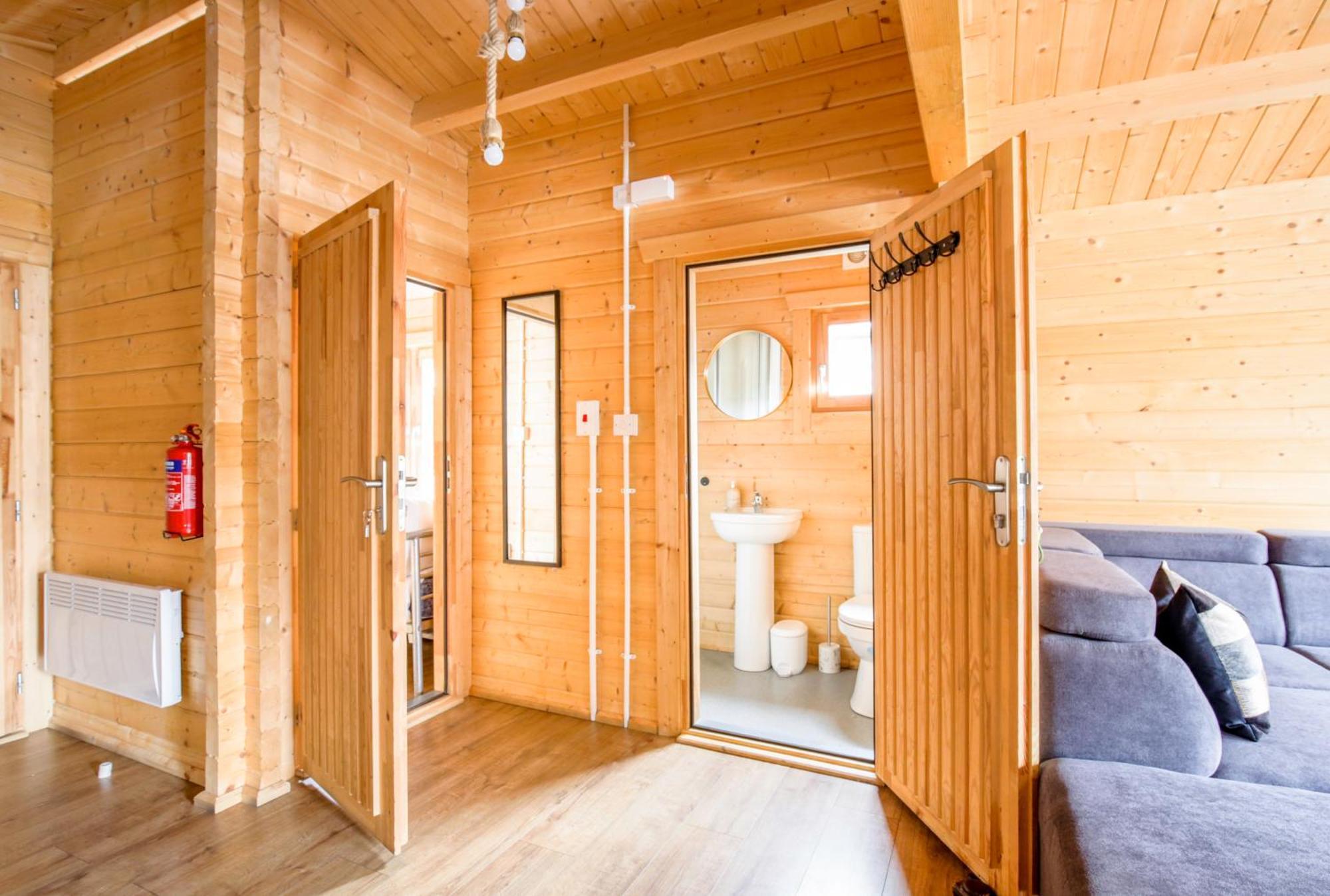 The Baltic Cabin - Cains Brewery Village Ліверпуль Екстер'єр фото